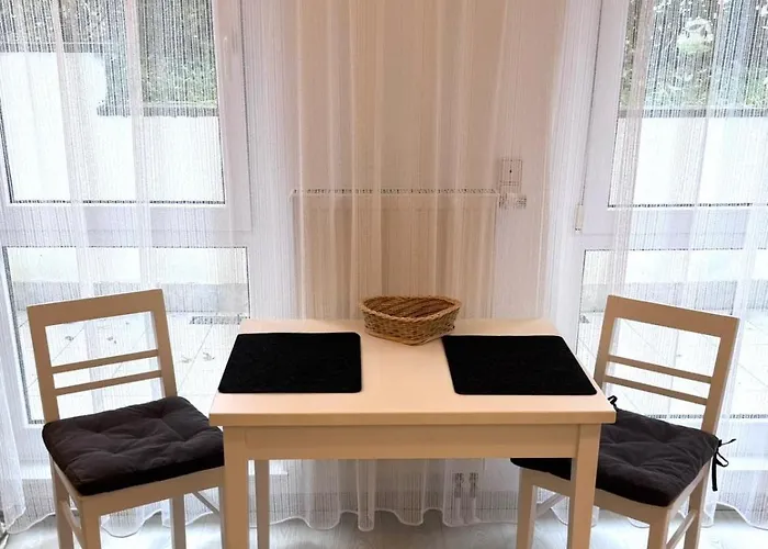 Apartament 1-zimmer In *